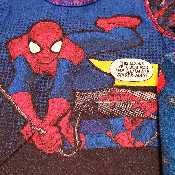 Two pair of Spiderman two piece pajamas - Picture 7 of 10